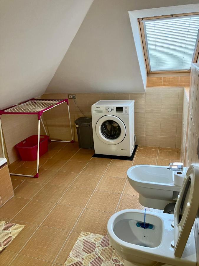 Sebastian Apartment
